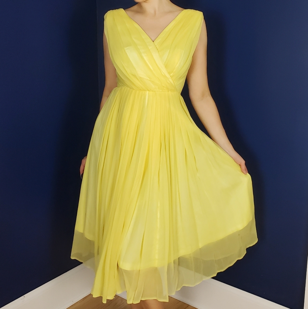 Vintage 50s Lilli Diamond lemon yellow Chiffon dress